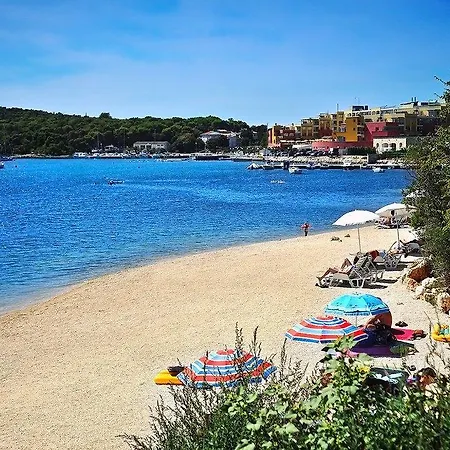Luzia Banjole