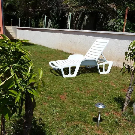 Apartman Luzia *