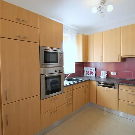 Luzia Apartman *