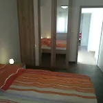 Apartman Luzia *